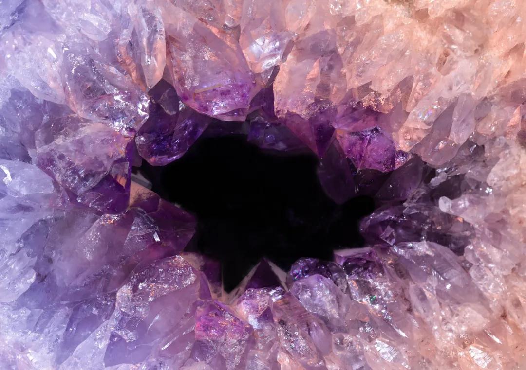 布兰顿大理石瓷砖紫水晶