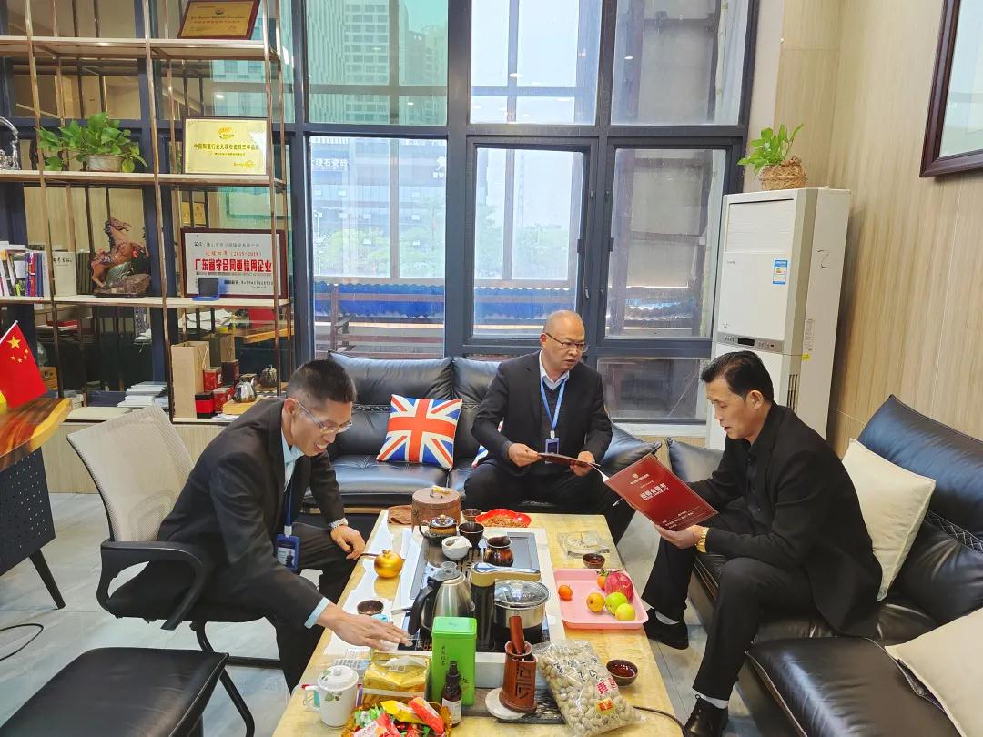 布兰顿大理石瓷砖