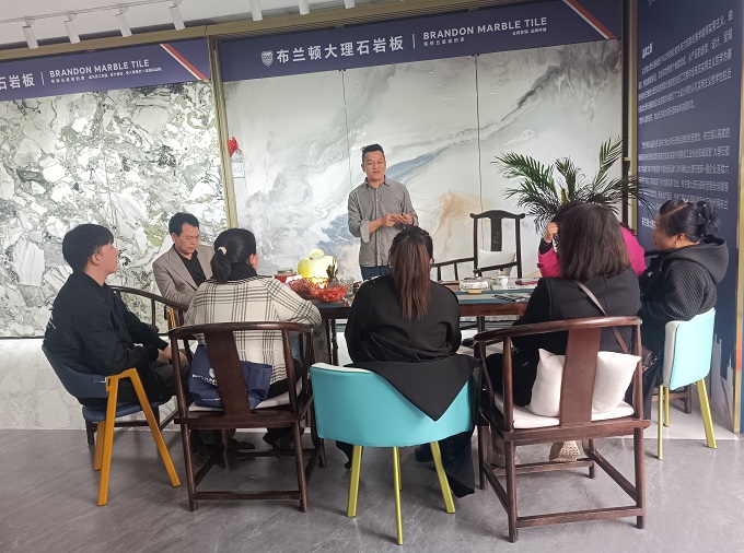 布兰顿大理石瓷砖